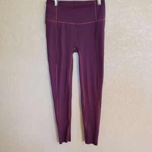 Lululemon raw hem size 8